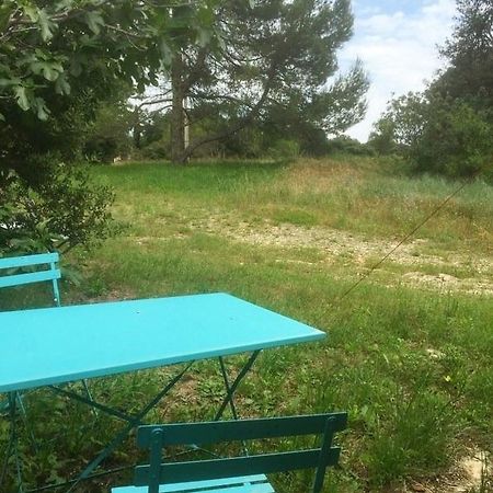 Chez Philippe Et Myriam Bed & Breakfast Oppede Bagian luar foto