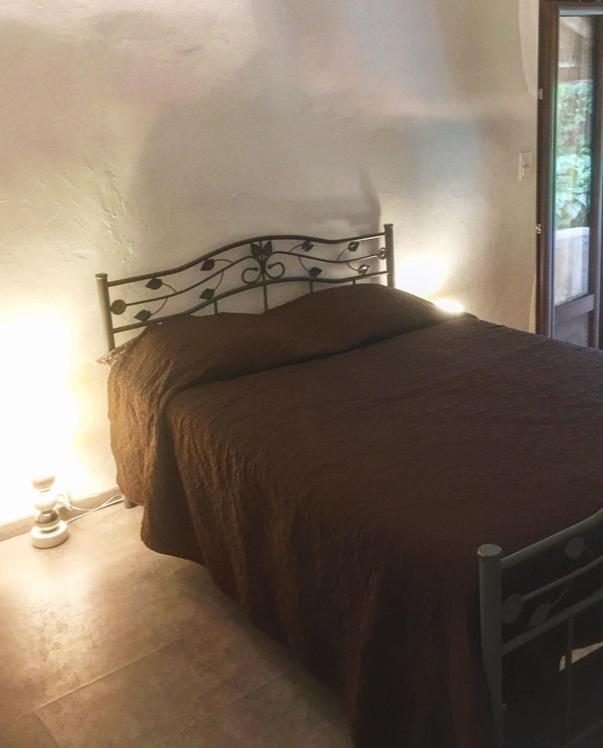 Chez Philippe Et Myriam Bed & Breakfast Oppede Bagian luar foto