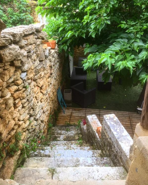 Chez Philippe Et Myriam Bed & Breakfast Oppede Bagian luar foto